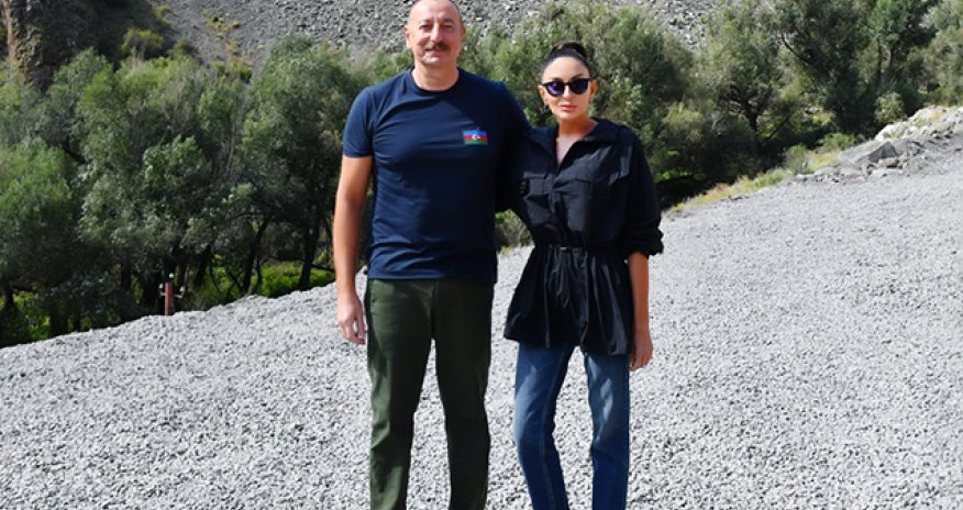 Prezident &ldquo;Azərişıq&rdquo; ASC-nin "Xocalı" yarımstansiyasının və Rəqəmsal İdarəetmə Mərkəzinin açılışında iştirak edib