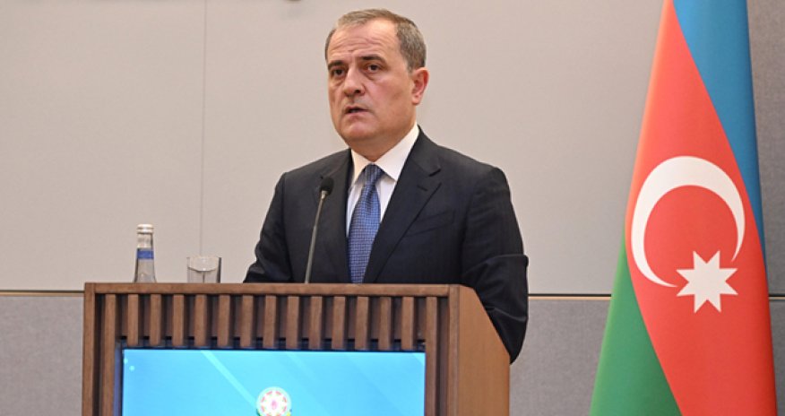 Bayramov Bəhreyn Krallığına rəsmi səfərə gedib