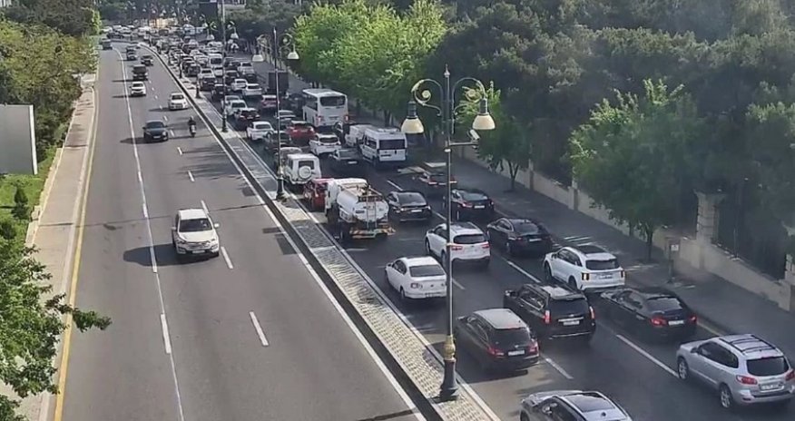 Yollarda tıxac var - Siyahı