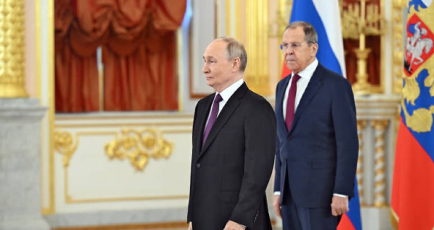 Зеленский ждет Путина, но в Стамбул приедет Лавров