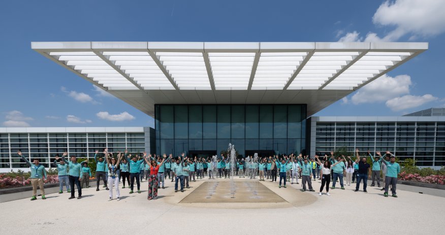 PMI istiqaməti dəyişir: bu gün siqaret çəkənlər üçün hansı alternativlər var?