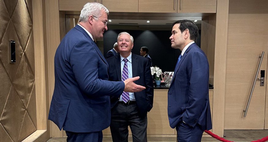 U.S., Ukrainian foreign ministers meet in Antalya