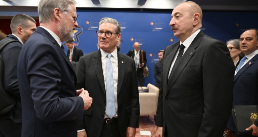 Aliyev, Pashinyan speak briefly at Tirana summit