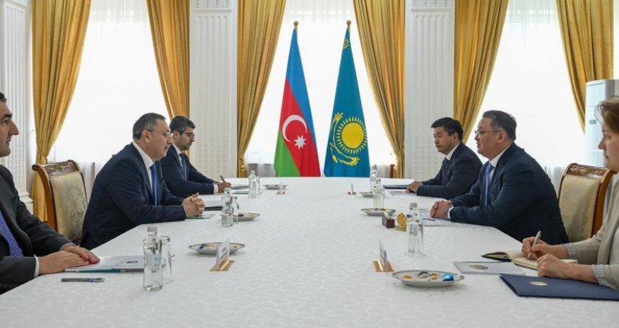 Xələf Xələfov Qazaxıstana səfər edib