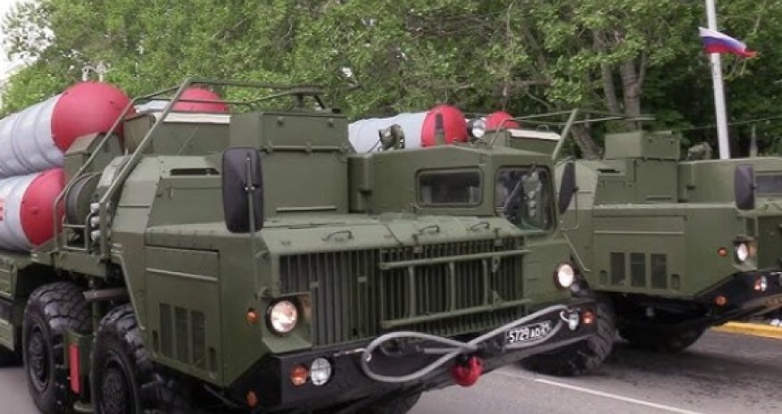 Россия вывозит военную технику из Крыма