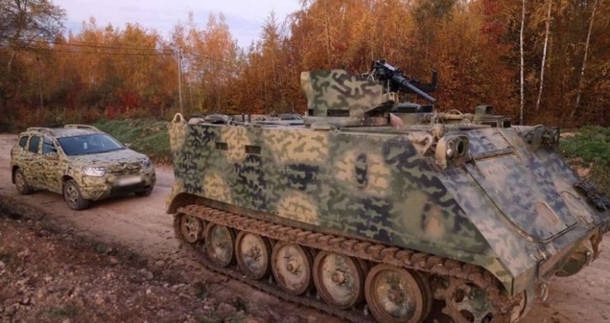 Италия передаст Украине сотни списанных БТР