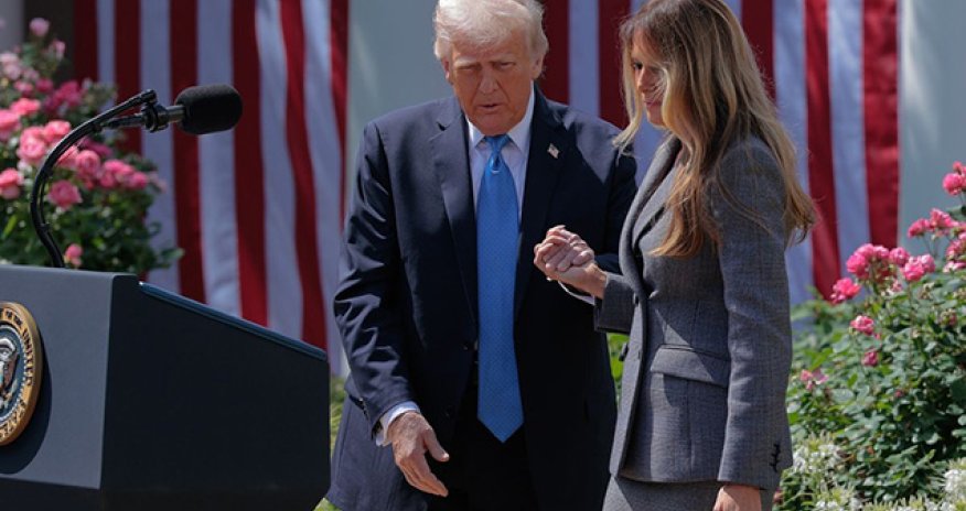 Putin Melaniyanı tərifləyib