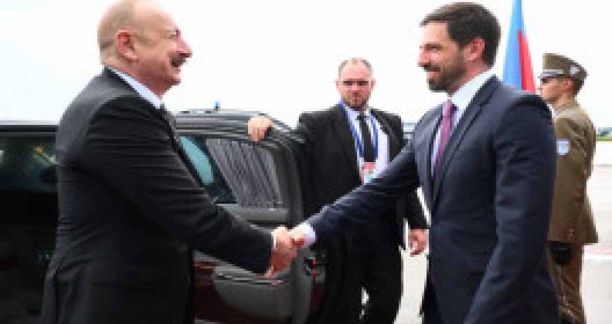 İlham Əliyevin Macarıstana səfəri başa çatıb