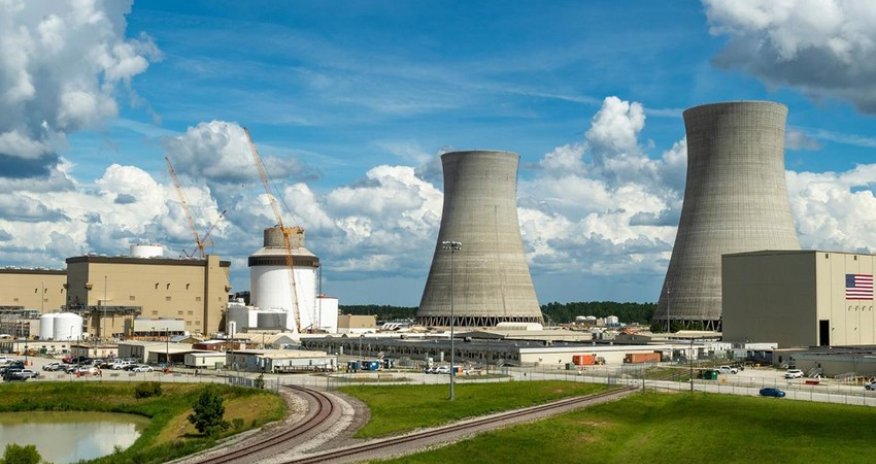 Трамп распорядился начать к 2030 году строительство 10 новых ядерных реакторов