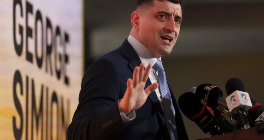 Проигравший на выборах в Румынии Симион призвал к массовым протестам