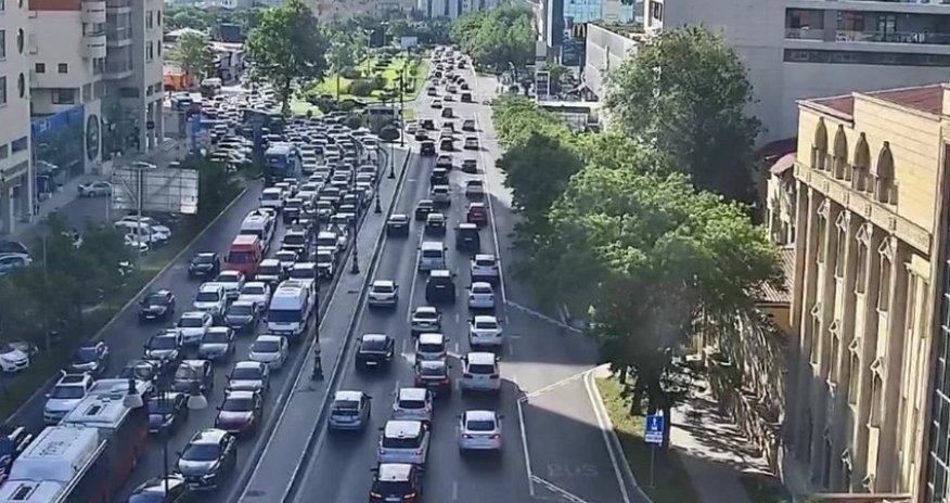 Yollarda tıxac var - Siyahı