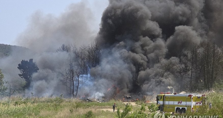 South Korea navy plane crash kills three, one survivor