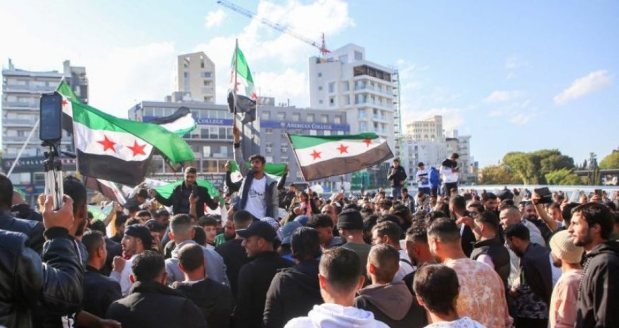 Сирийцы получат 2000 евро от Кипра