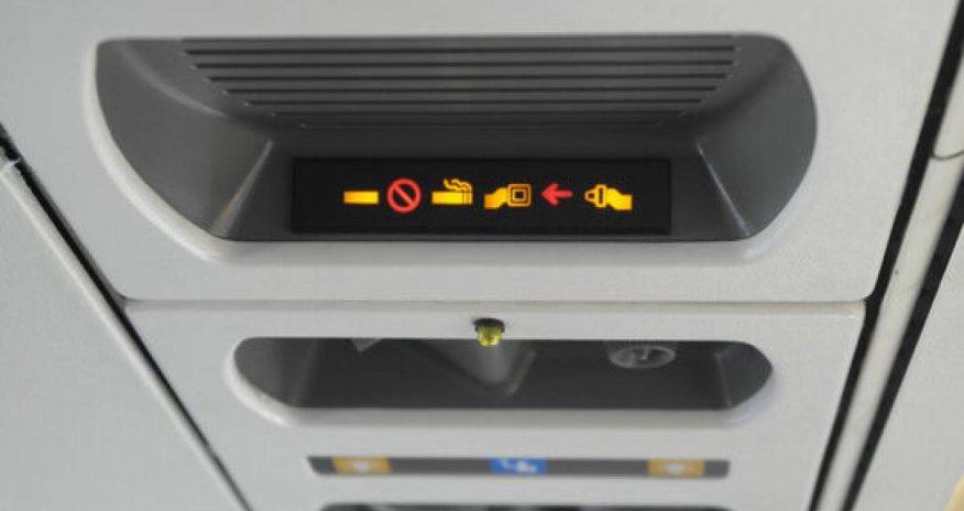 Təyyarədə tütün çəkməyə görə cərimə 5 dəfə artırılıb