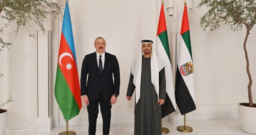 İlham Əliyev BƏƏ liderinə zəng edib