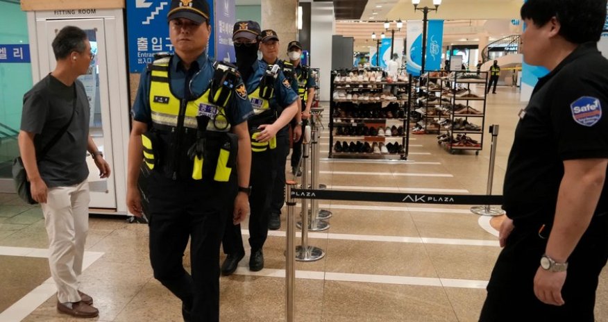 В Сеуле полиция задержала мужчину за поджог в метро