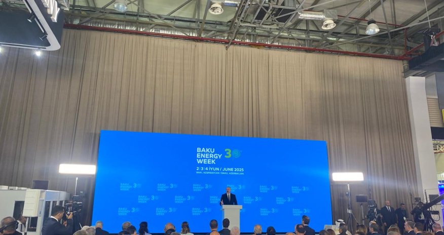 Президент Ильхам Алиев принимает участие в церемонии открытия 30-й Caspian Oil and Gas, 13-й Caspian Power и 30-го Baku Energy Forum