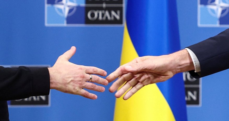 Украину пригласили на саммит НАТО