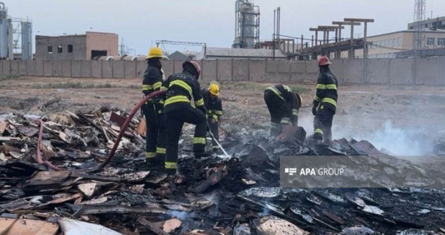 Sumqayıtda istifadədə olmayan zavod ərazisində yanğın baş verib