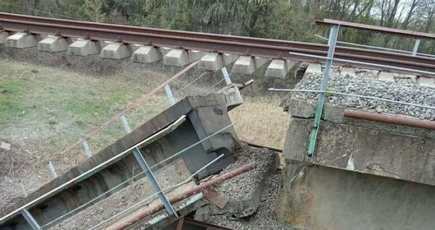 Россия обвиняет Украину в подрыве мостов