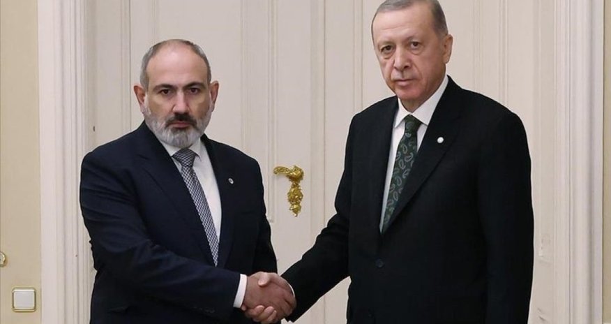 What did Pashinyan and Erdogan discuss?