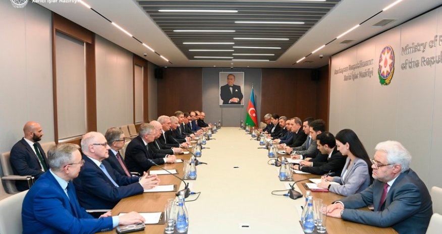 Azərbaycanla Rusiya arasında ikitərəfli münasibətlər müzakirə olunub