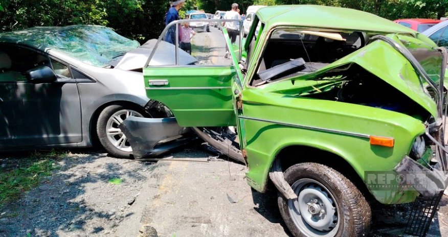 Qaxda yol qəzası baş verib, xəsarət alanlar var