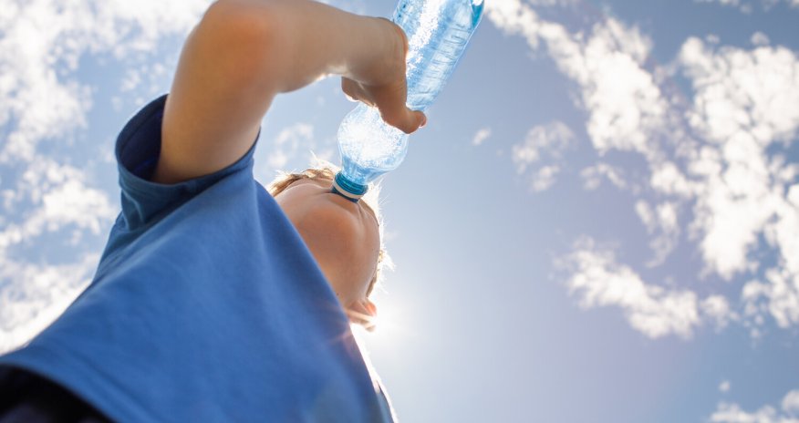 Pediatrician outlines hydration needs for children amid heatwave