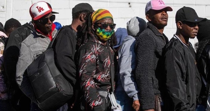 ABŞ 500 mindən çox miqrantın yaşayış icazəsini ləğv edəcək