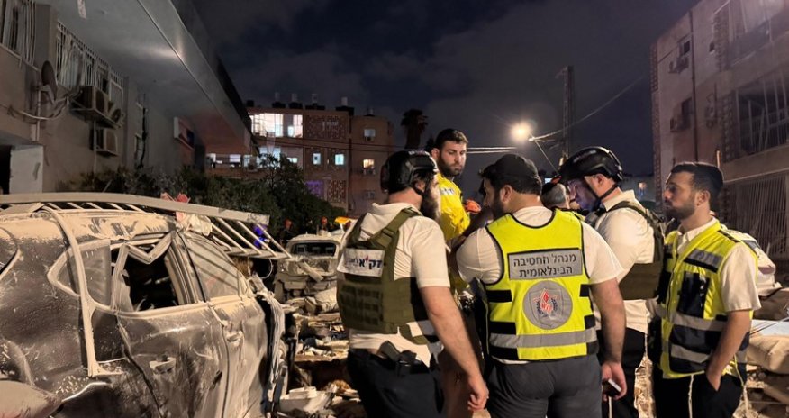 Иран атаковал ракетами Израиль: трое погибших и 67 раненых. Из Тегерана звучат новые угрозы