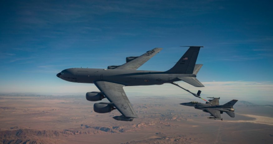 Дозаправщики ВВС США вылетели на базу &laquo;Эмир Султан&raquo;