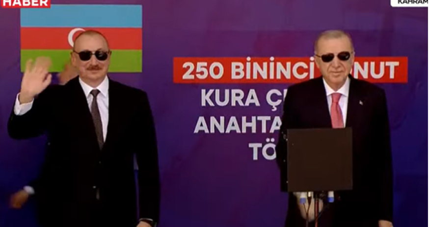 Prezidentlər&ldquo;Azərbaycan Məhəlləsi&rdquo;nı açdı