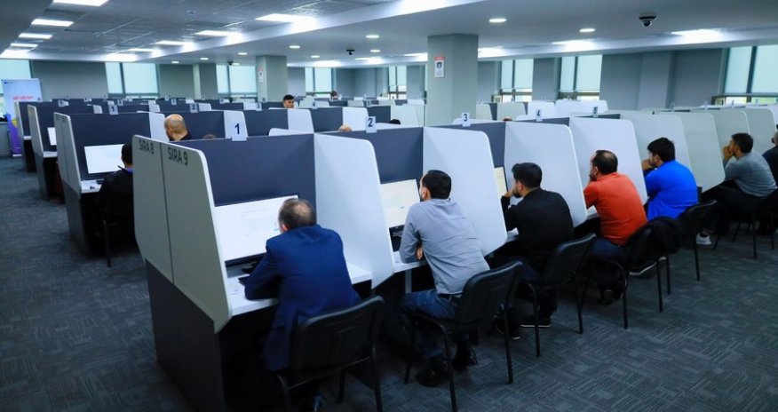 Taksi sürücüləri üçün test imtahanı keçirilib