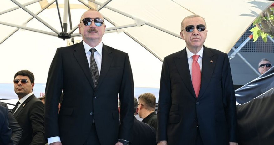 Prezidentin sosial şəbəkə hesablarında Türkiyəyə səfərindən görüntülər paylaşılıb