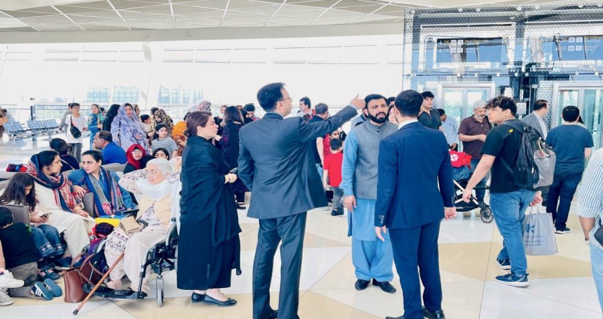 Pakistan İrandakı səfirliyinin əməkdaşlarını Azərbaycana təxliyə edib