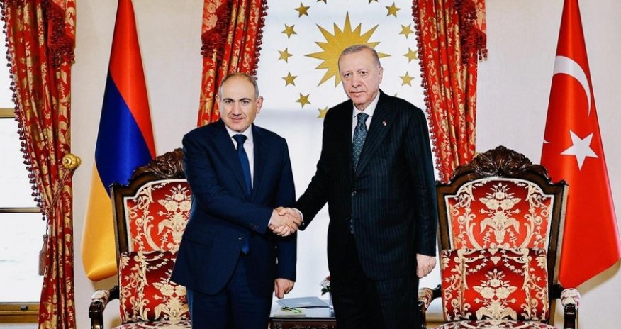 В Стамбуле стартовала встреча Эрдогана с Пашиняном