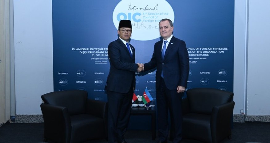 Ceyhun Bayramov indoneziyalı həmkarı ilə görüşüb - Yenilənib