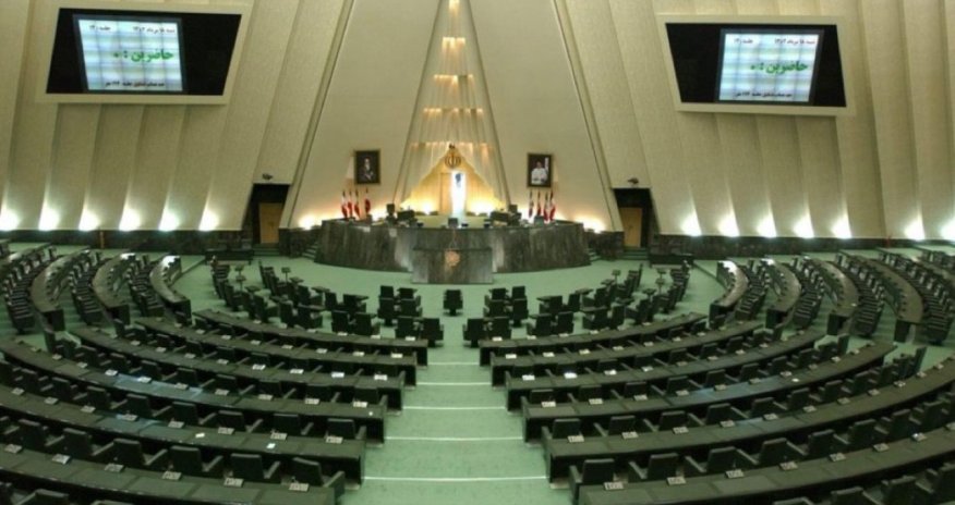 İran parlamenti AEBA ilə əməkdaşlığın dayandırılmasını təsdiqləyib
