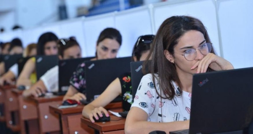 Bugün sertifikasiya imtahanında 5 945 müəllim iştirak edib