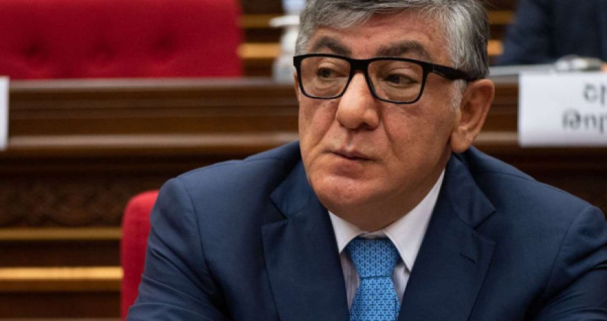 Депутату Сукиасяну запретили въезд в Россию