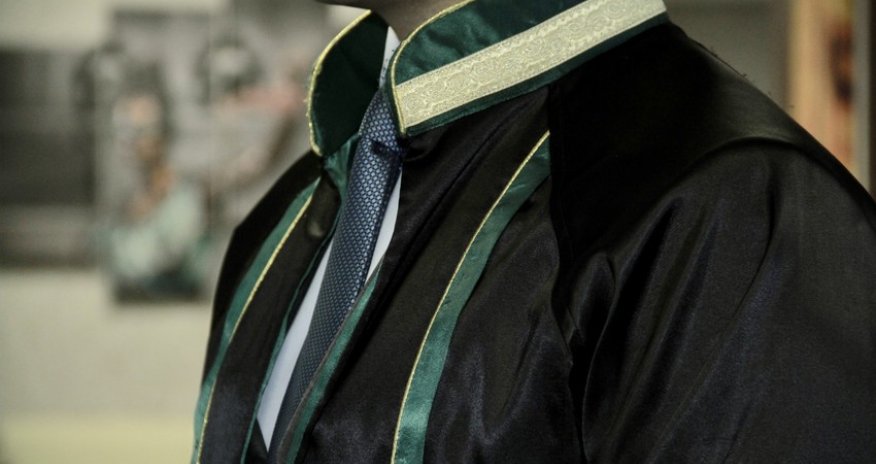 Azərbaycanda fəaliyyət göstərən vəkillərin sayı açıqlanıb