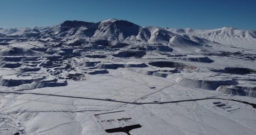 Dünyanın ən quraq səhrasına qar yağıb