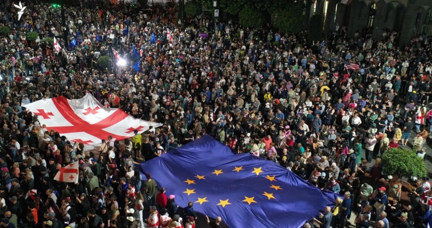 Thousands rally in Tbilisi as opposition urges unity