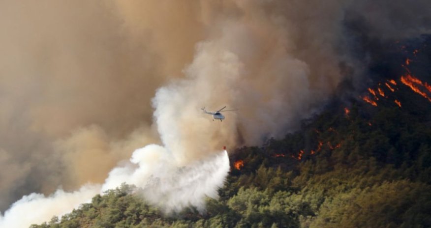 Wildfires force temporary closure of Izmir airport in Turkey
