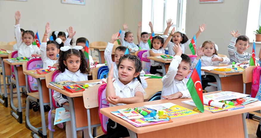 Azərbaycanda rusdilli məktəblərin bağlanacağı iddiası var