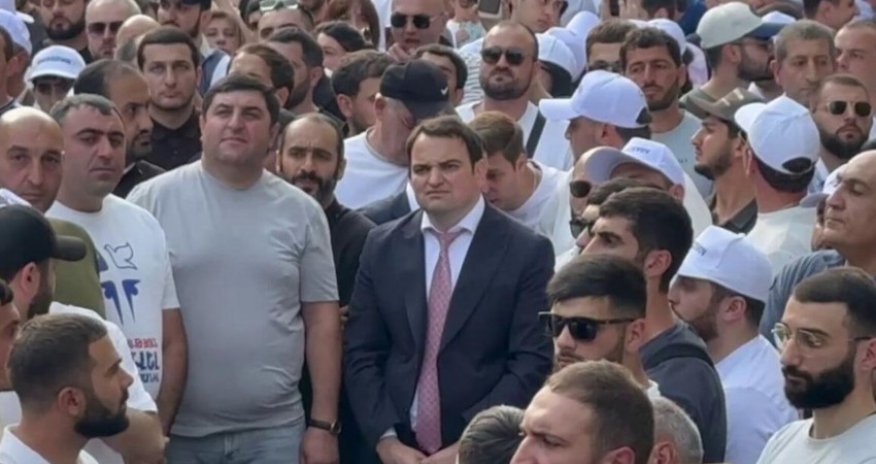 В Ереване началась акция в поддержку Самвела Карапетяна