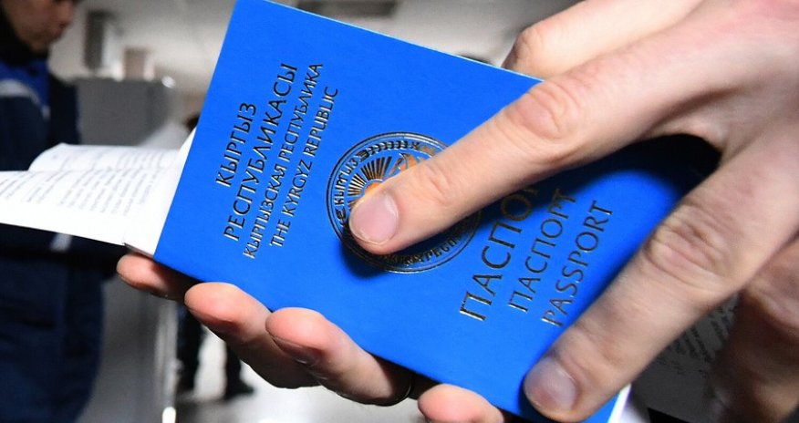 Qırğızıstan rusiyalılara pasport verilməsini dayandırıb