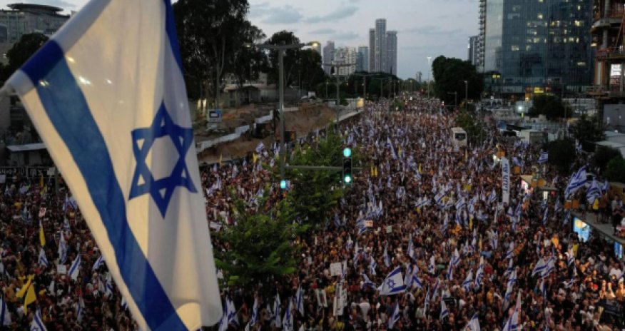 Израильтяне вышли на улицы