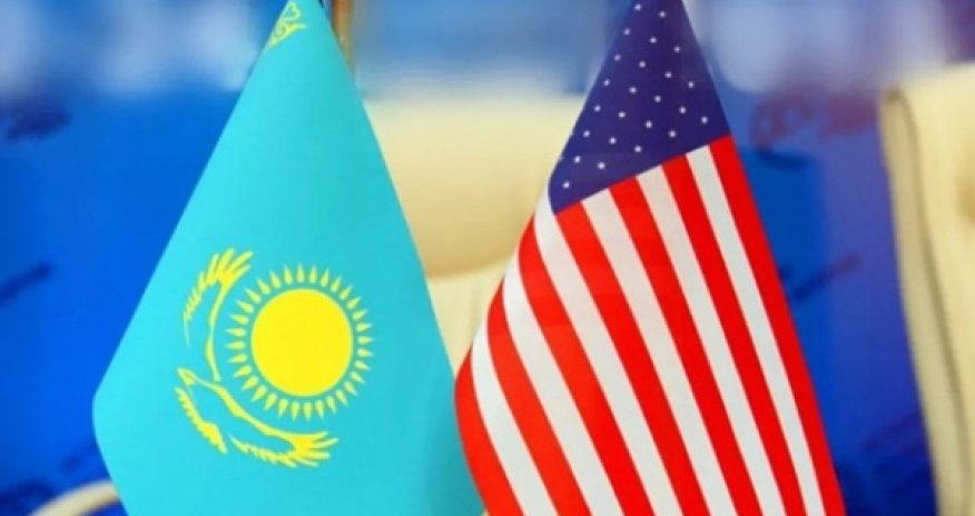 Трамп вводит пошлины на импорт из Казахстана