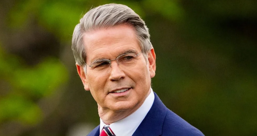 СМИ: Глава Минфина США отправится в Японию на следующей неделе